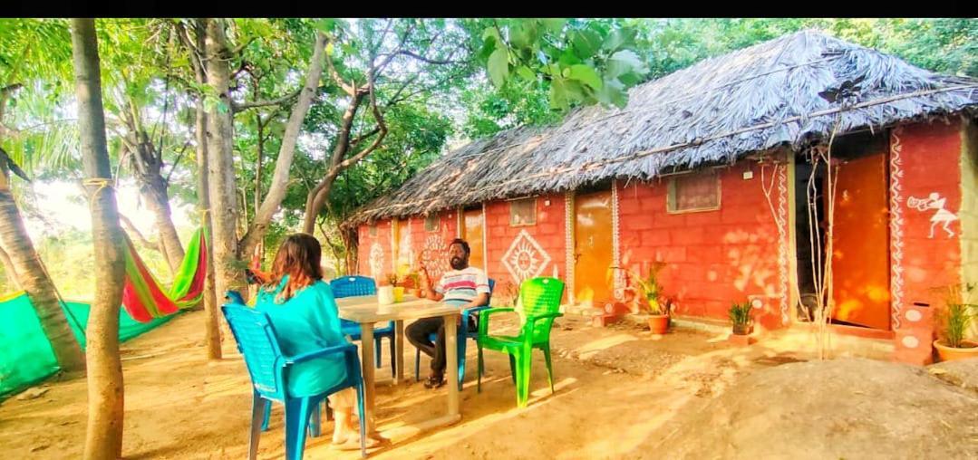 Om Shanti Om Homestay Хампі Екстер'єр фото